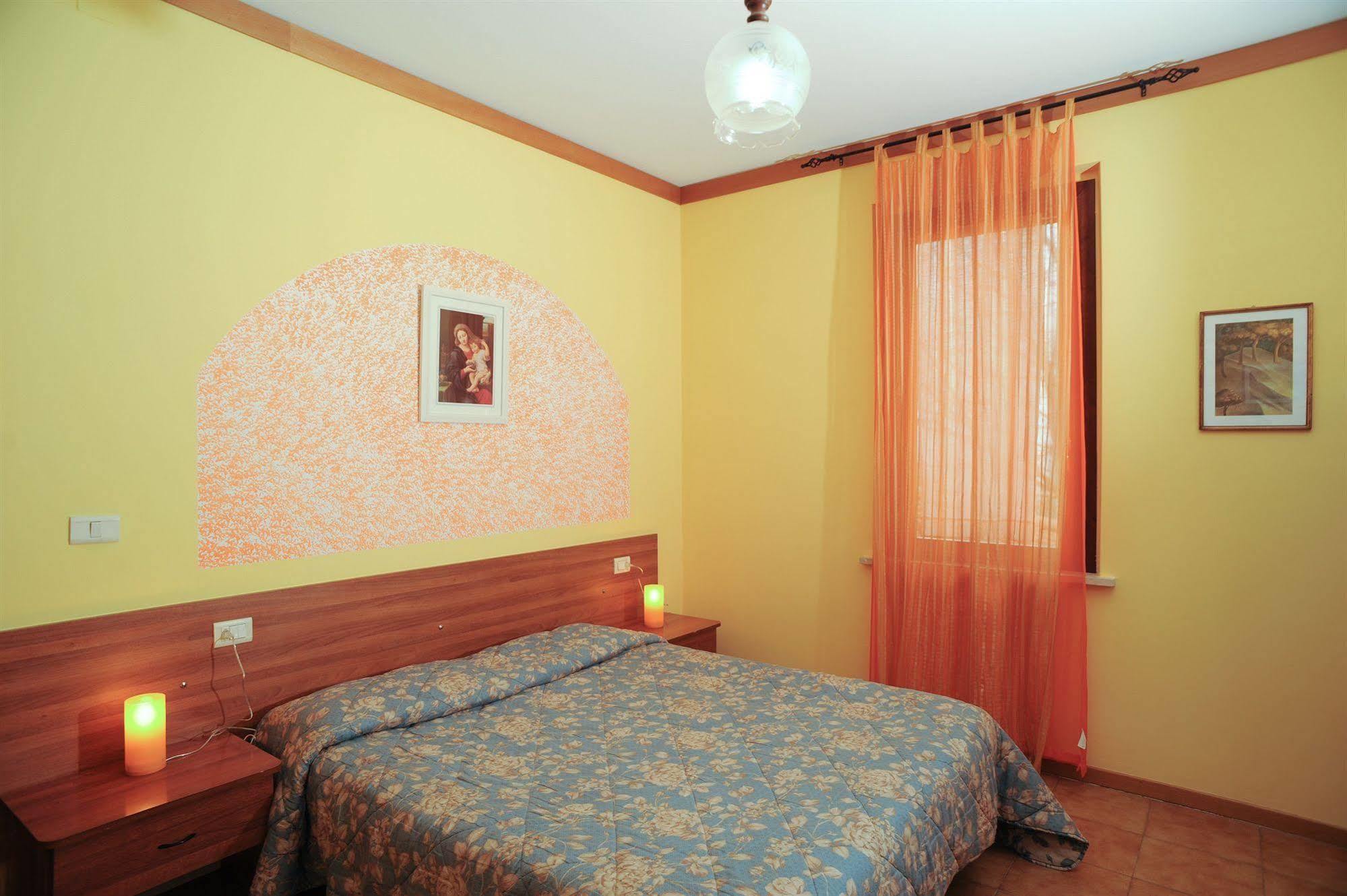 Agriturismo La Mora Ασίζη Εξωτερικό φωτογραφία