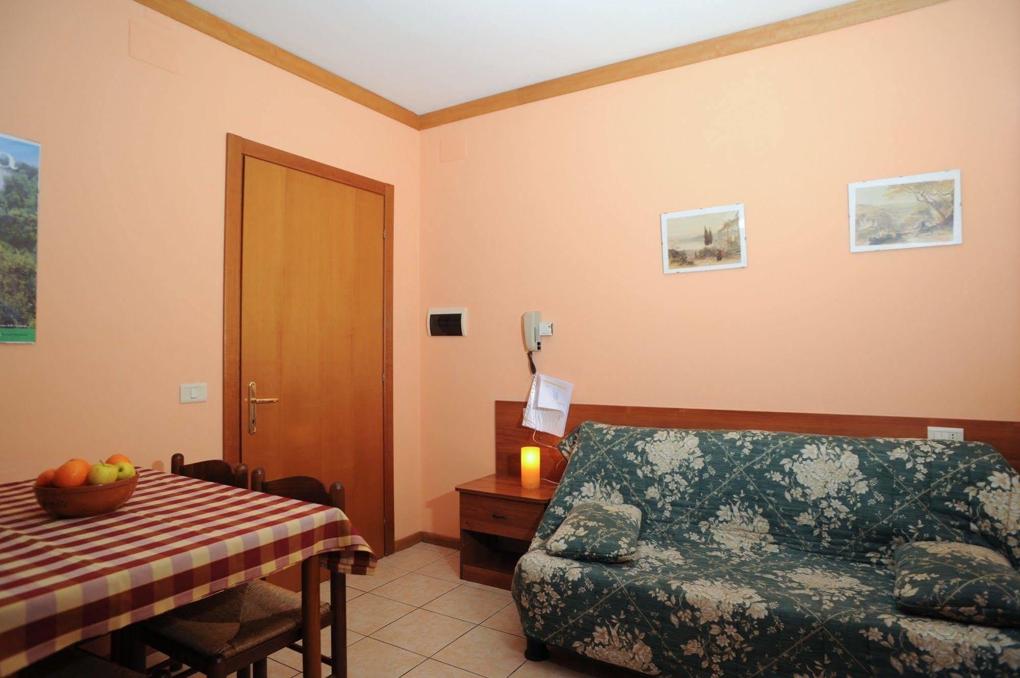 Agriturismo La Mora Ασίζη Εξωτερικό φωτογραφία
