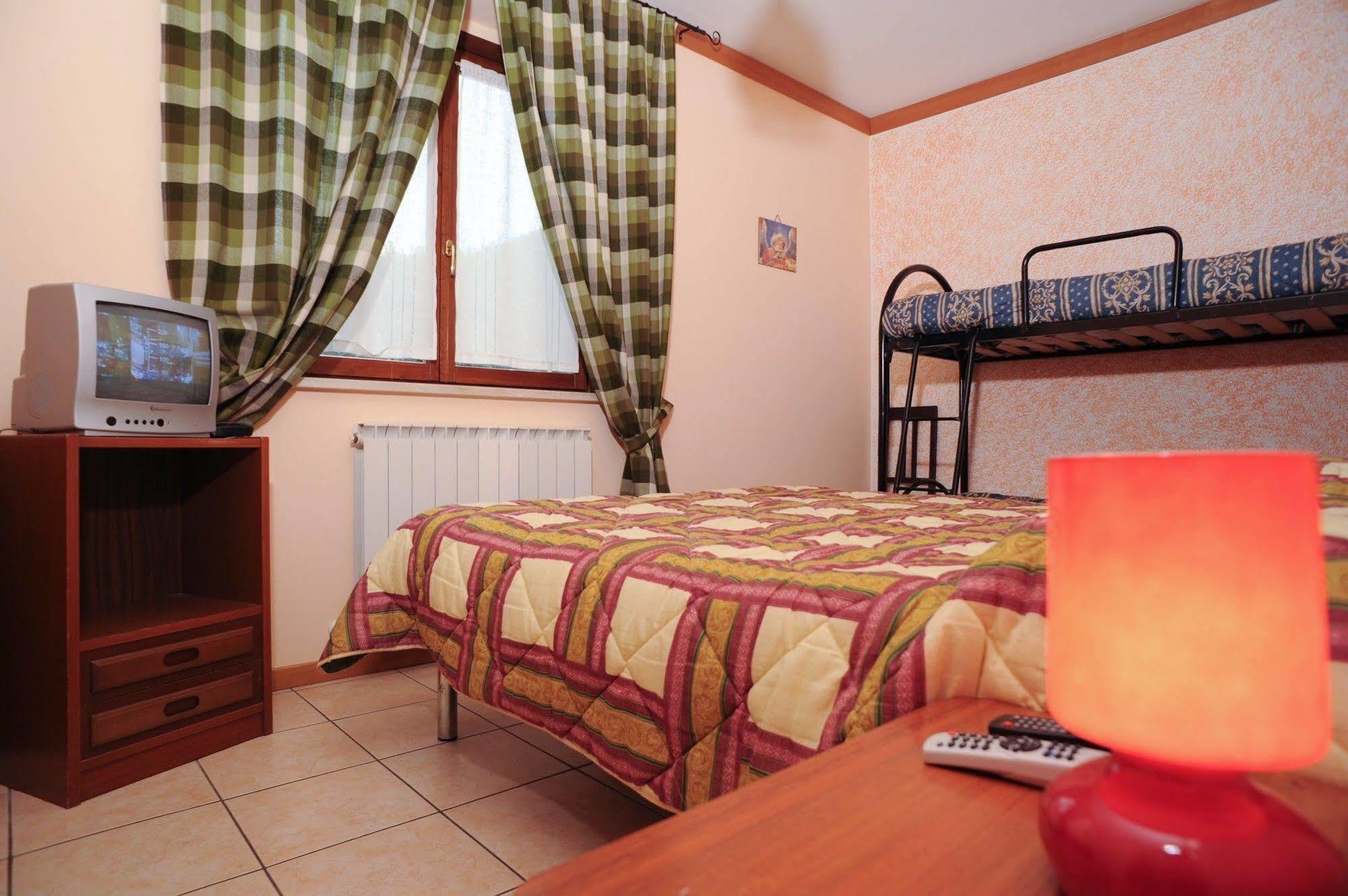 Agriturismo La Mora Ασίζη Εξωτερικό φωτογραφία