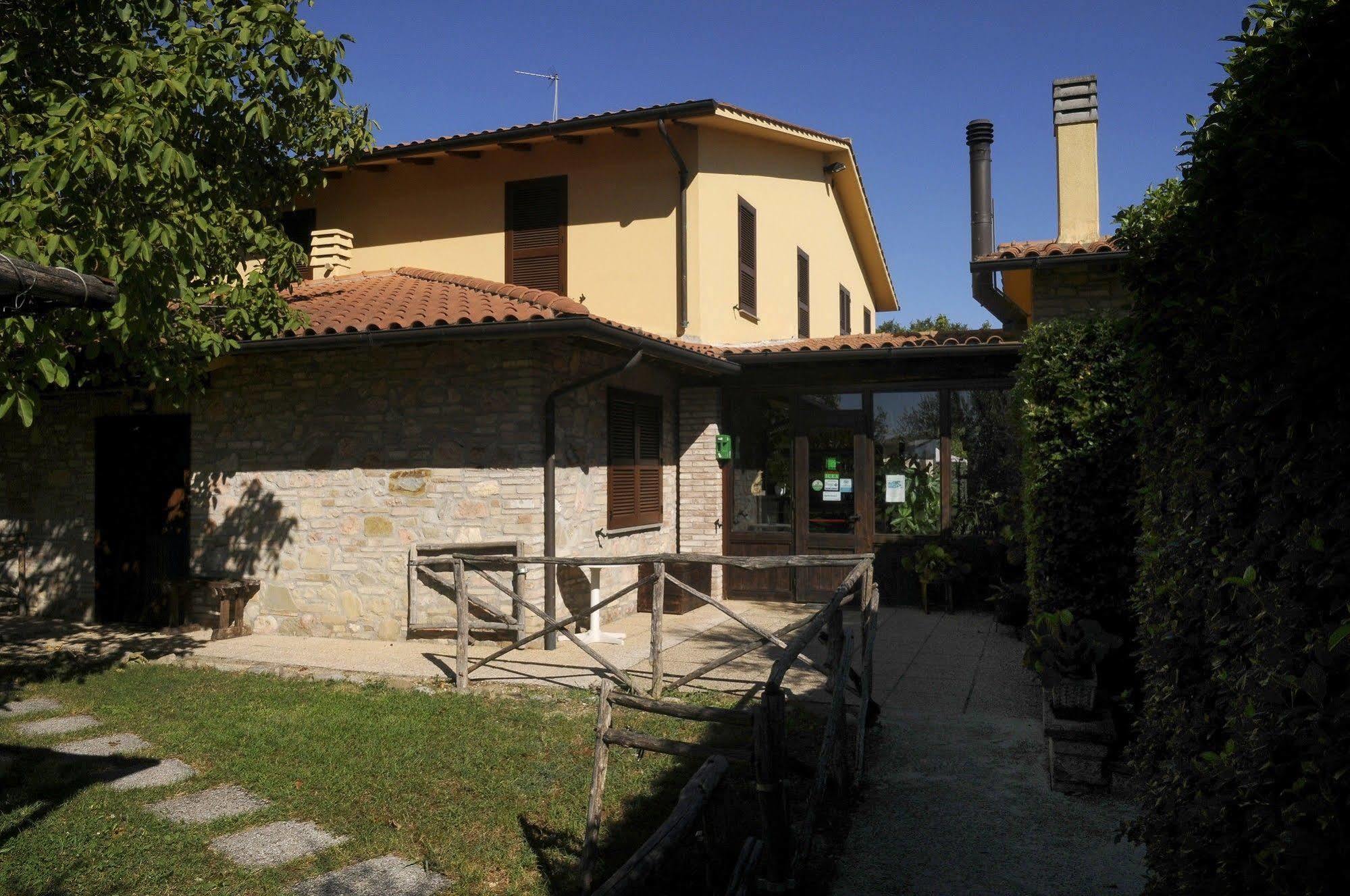 Agriturismo La Mora Ασίζη Εξωτερικό φωτογραφία
